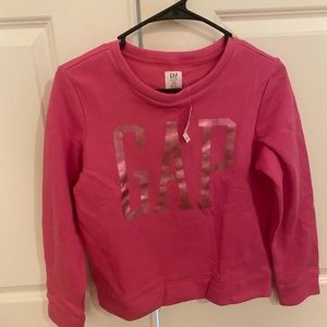 NWT Gap sweatshirt for girls